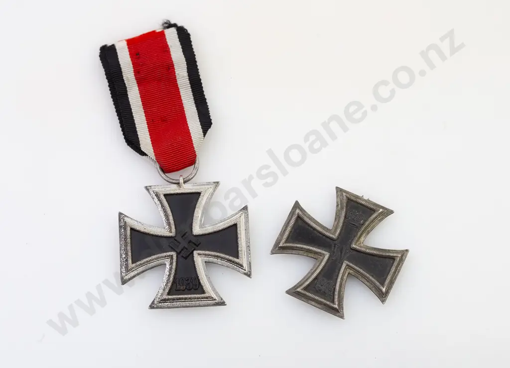 WWII German Iron Cross Image 1++