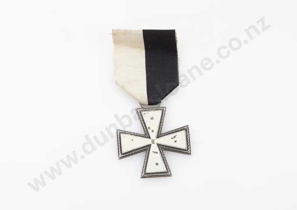 Italy WWII "Snow Cross" Medal Image 1++