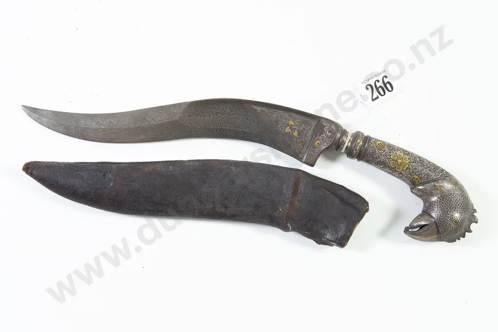 Antique Indo-Persian Dagger Image 1++