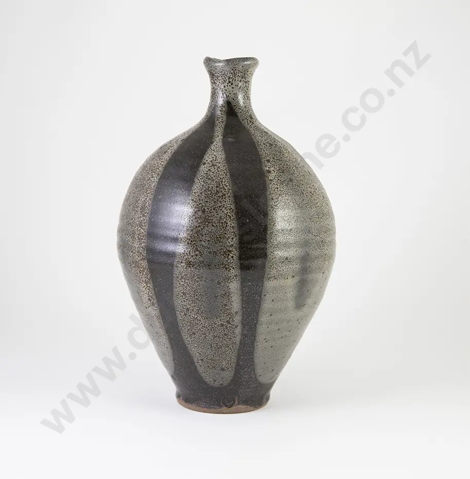 Mirek Smisek Ovoid Bottle Vase Image 1++
