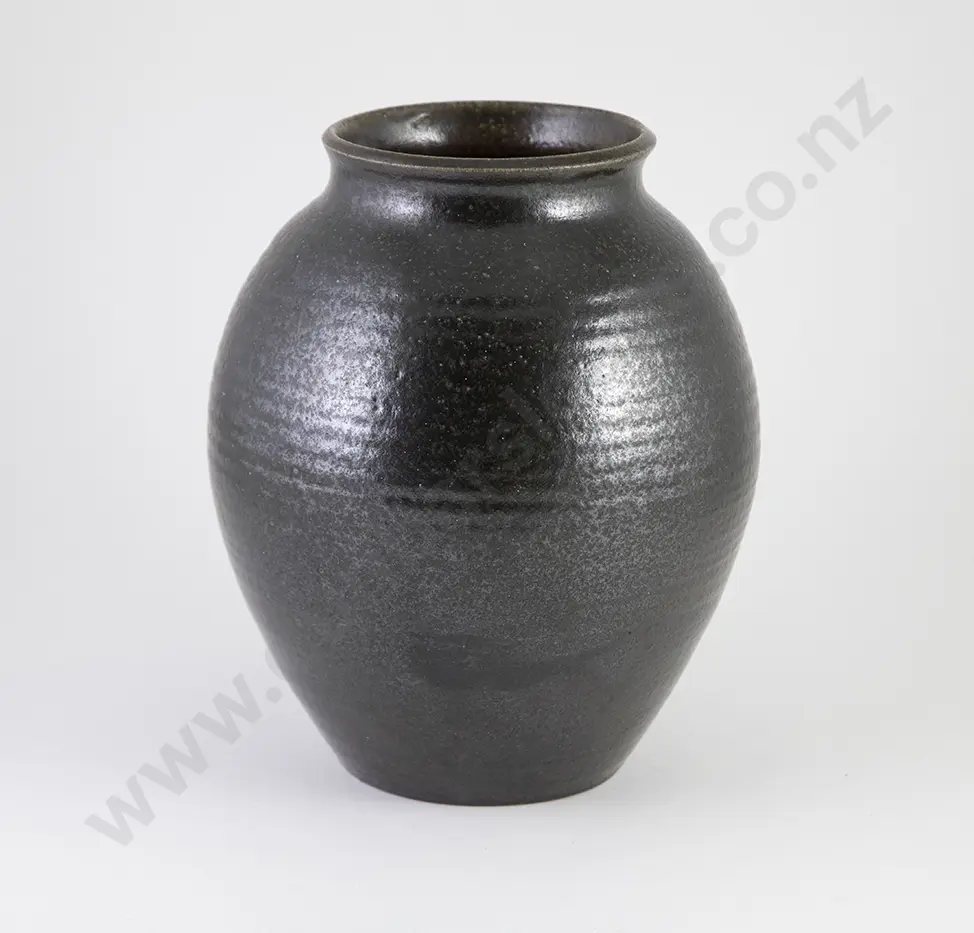 Mirek Smisek Ovoid Vase Image 1++
