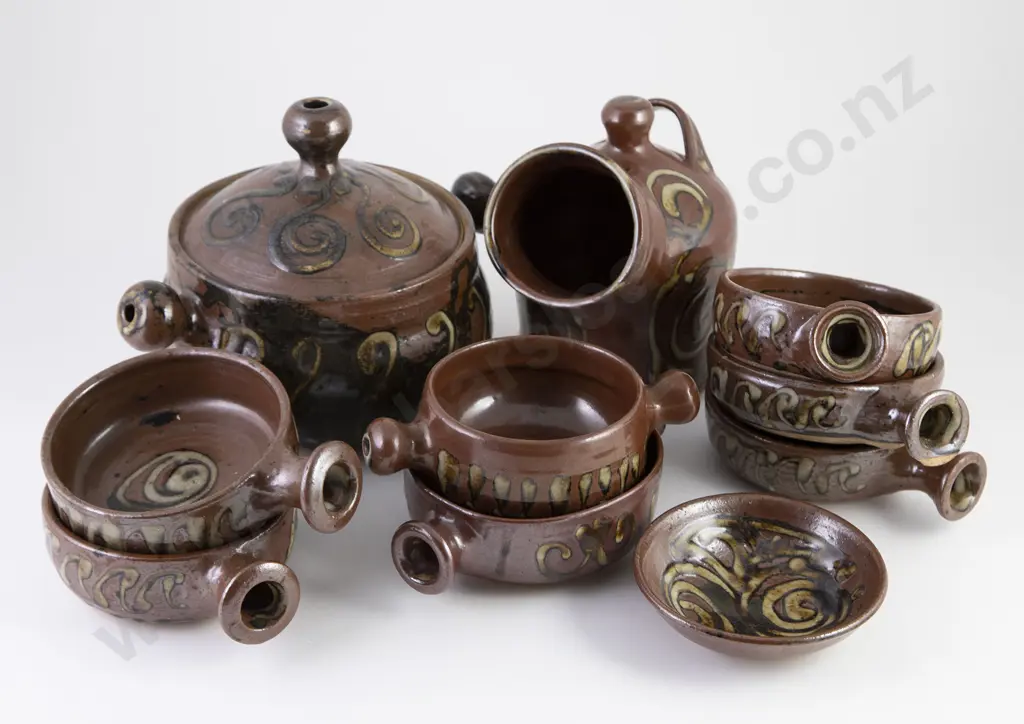 Helen Mason Domestic Ware Image 1++