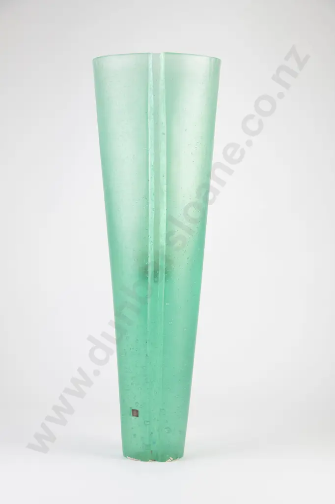 Jo Nuttall Conical Glass Vase Image 1++
