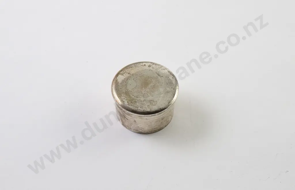 S/S Plain Circular Pill Box Image 1++
