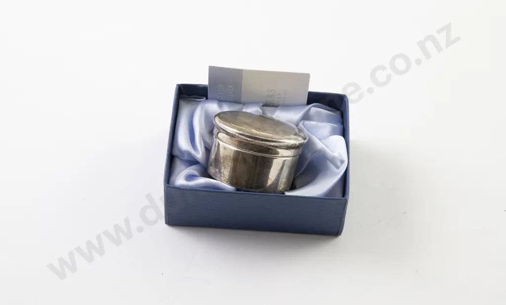 S/S Plain Circular Pill Box Image 1++