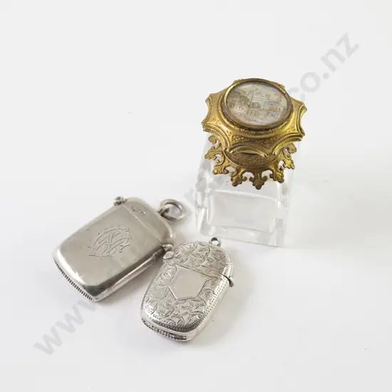 Two S/S Vesta Cases