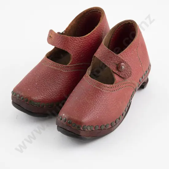 Pair Vintage Redferns Childs Clog Dance Shoes