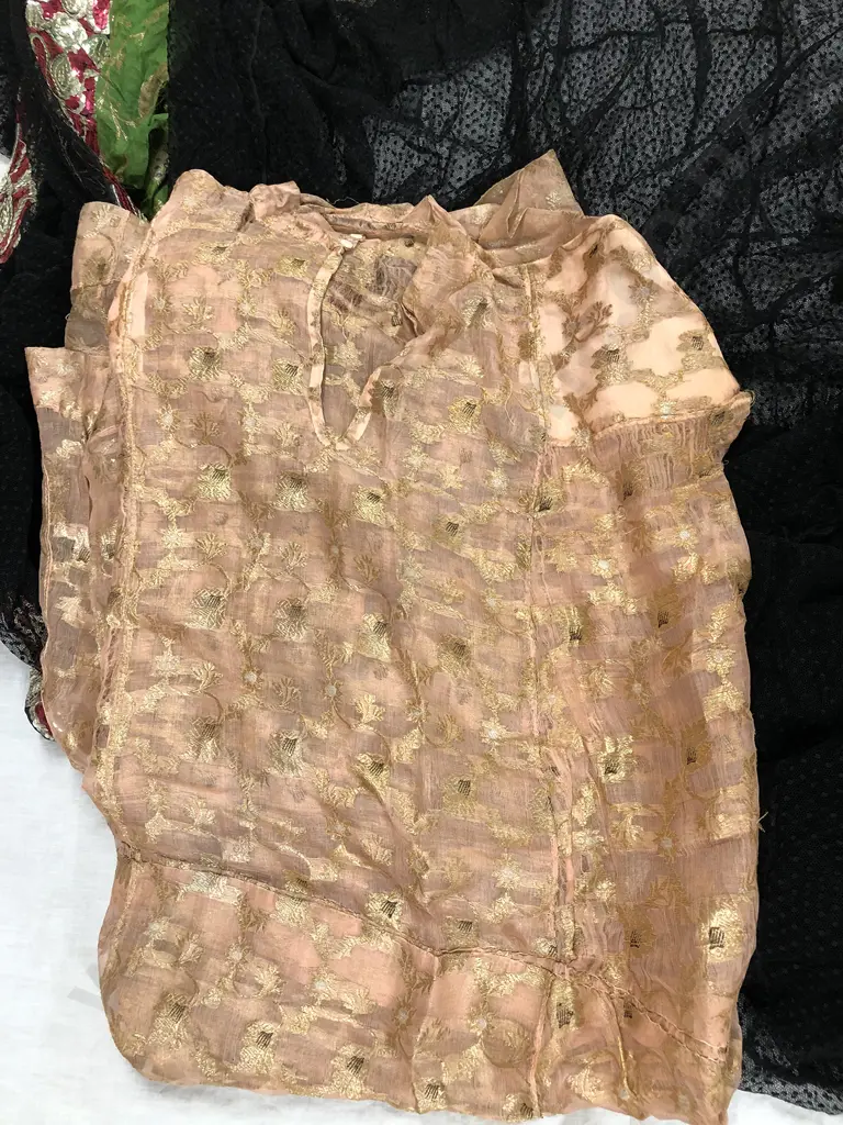 Vintage Post WWII Arabian Traditional Garment Image 1++