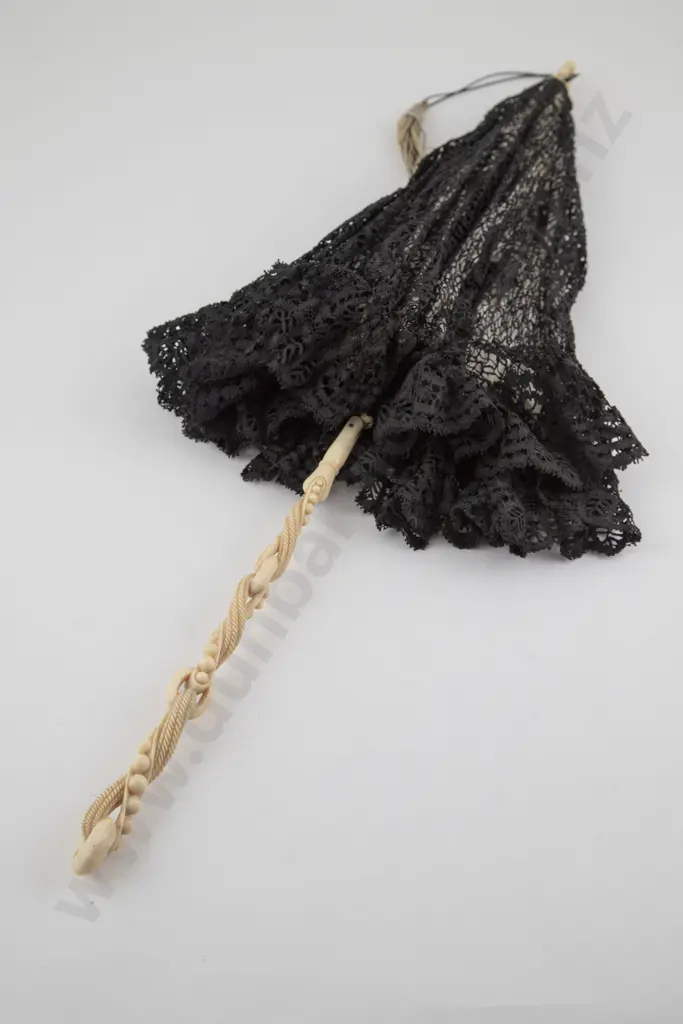 Victorian Parasol Image 1++