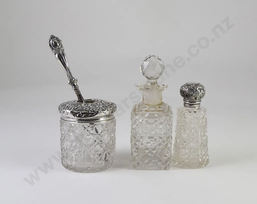 S/S Lidded Cut glass Hair Grip Holder Image 1++