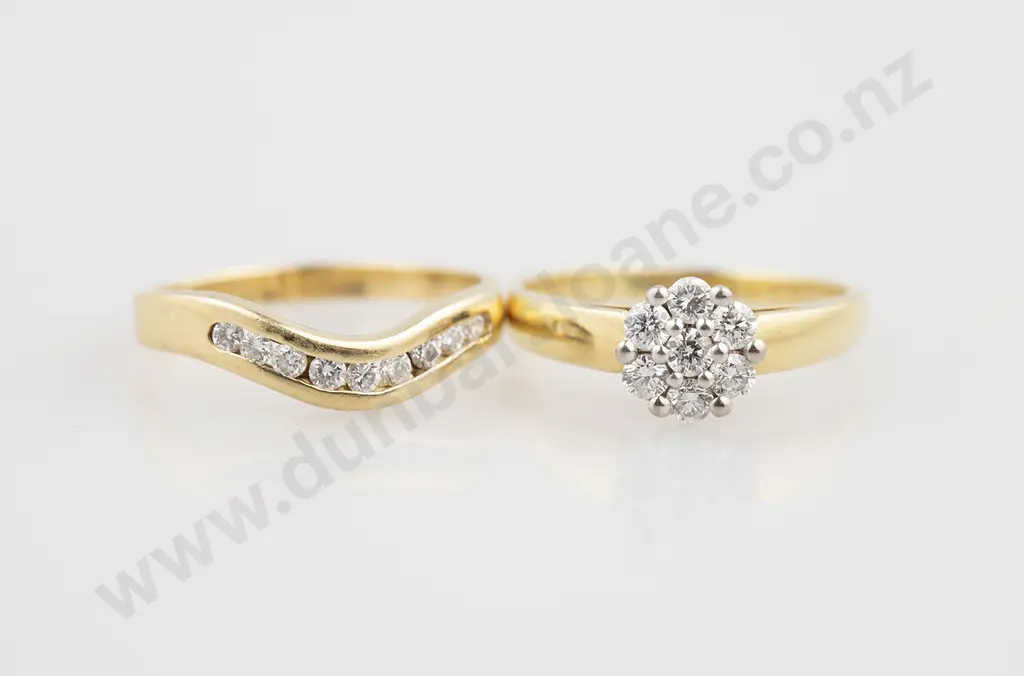 18ct Seven Stone Diamond Floret Cluster Ring Image 1++