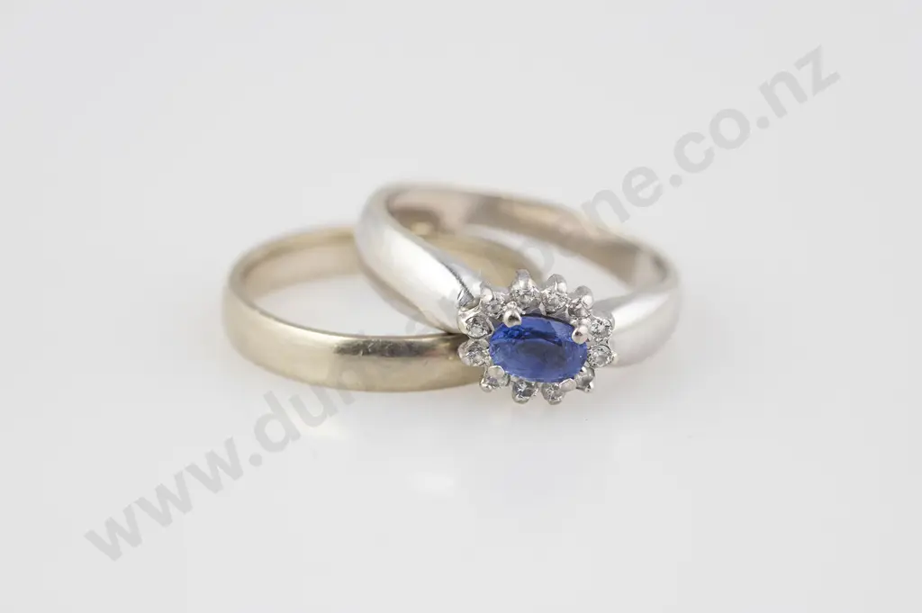 9ct 13stone Sapphire and Diamond Cluster Ring Image 1++
