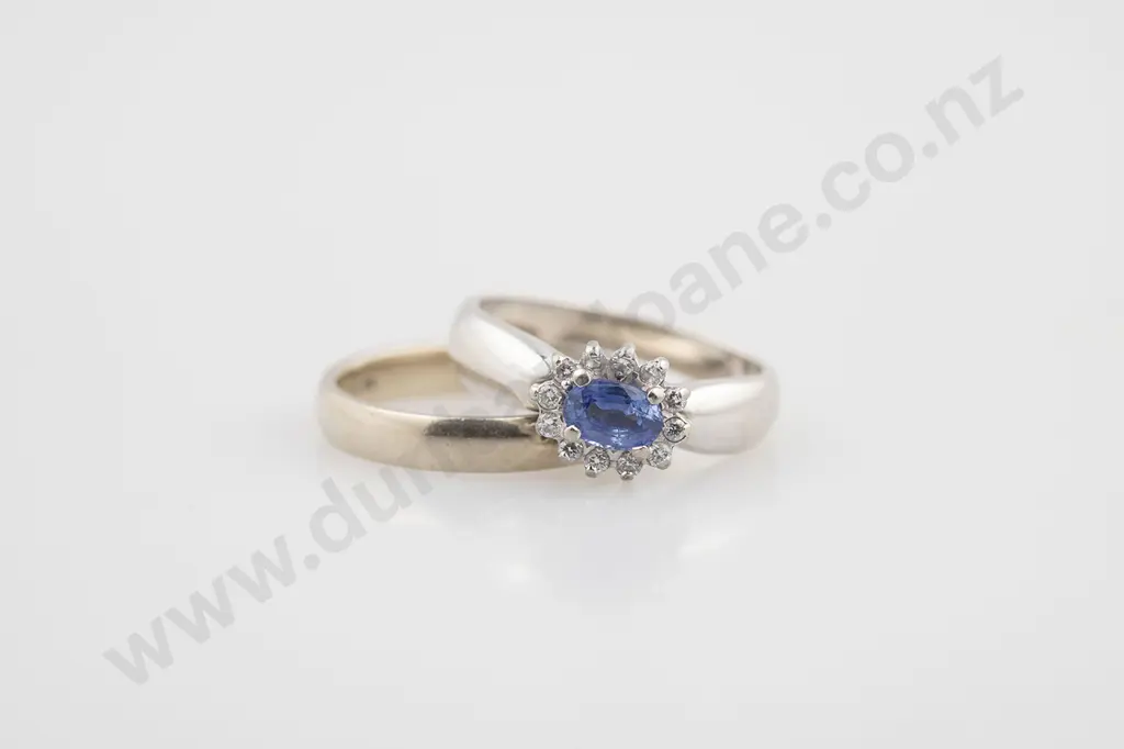 9ct 13stone Sapphire and Diamond Cluster Ring Image 1++