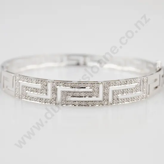 18ct White Gold 79stone DIamond Hinged Snap Bangle