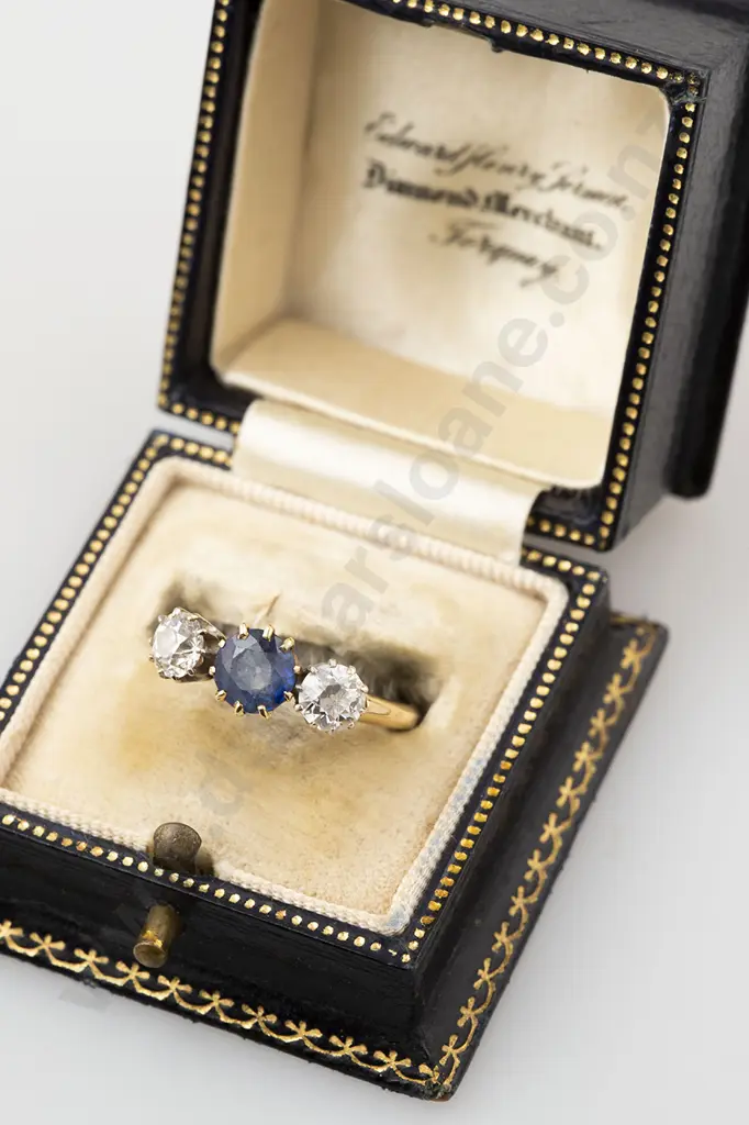 Early C20th 18ct Three Stone Sapphire & Diamond Bridge Ring Image 1++