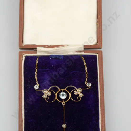 Edwardian 9ct Scroll Pendant
