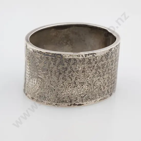 Possible Colonial Silver Double Wild Snap Bangle