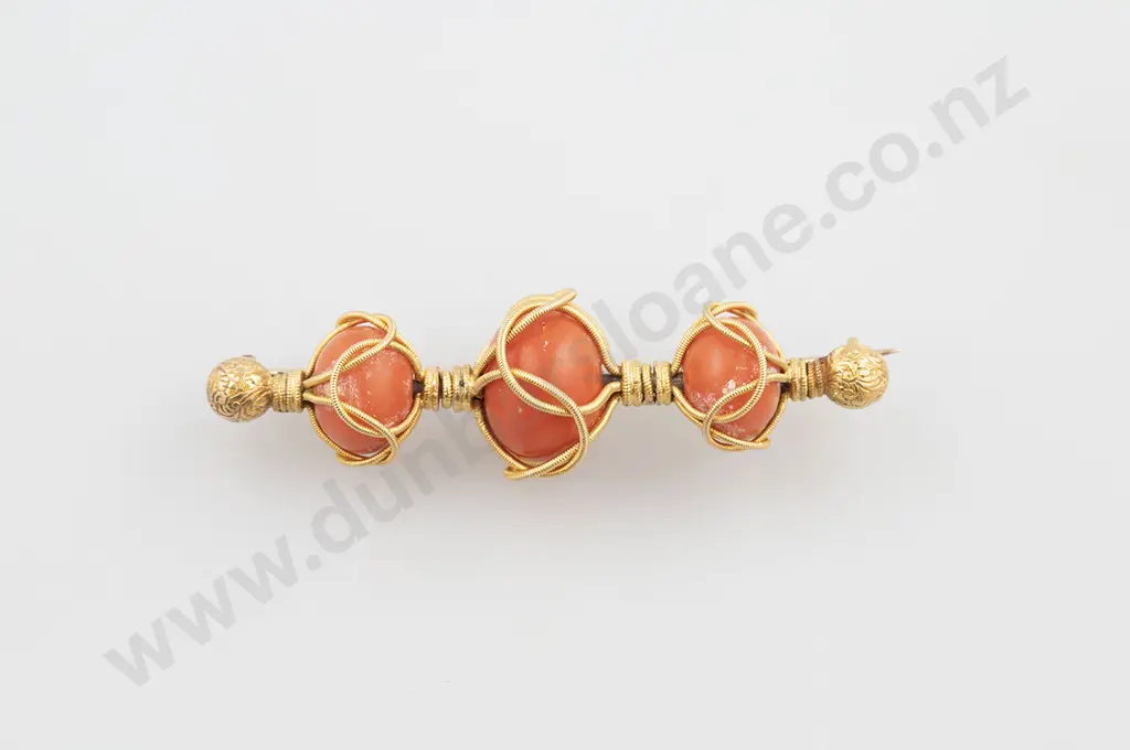 Victorian 18ct Three Coral Brooch Image 1++