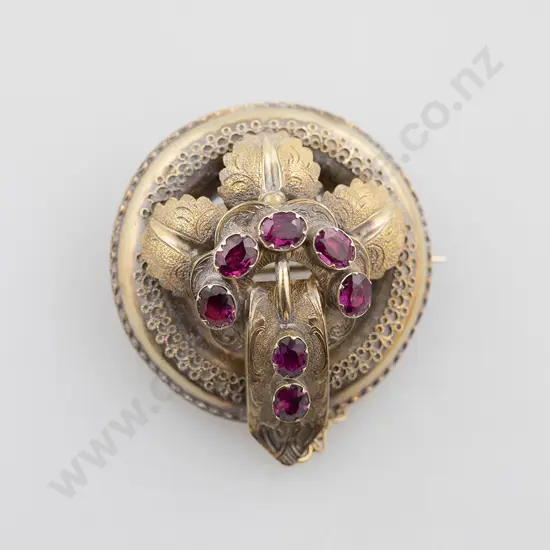 Boxed Victorian 15ct Fancy Target Brooch