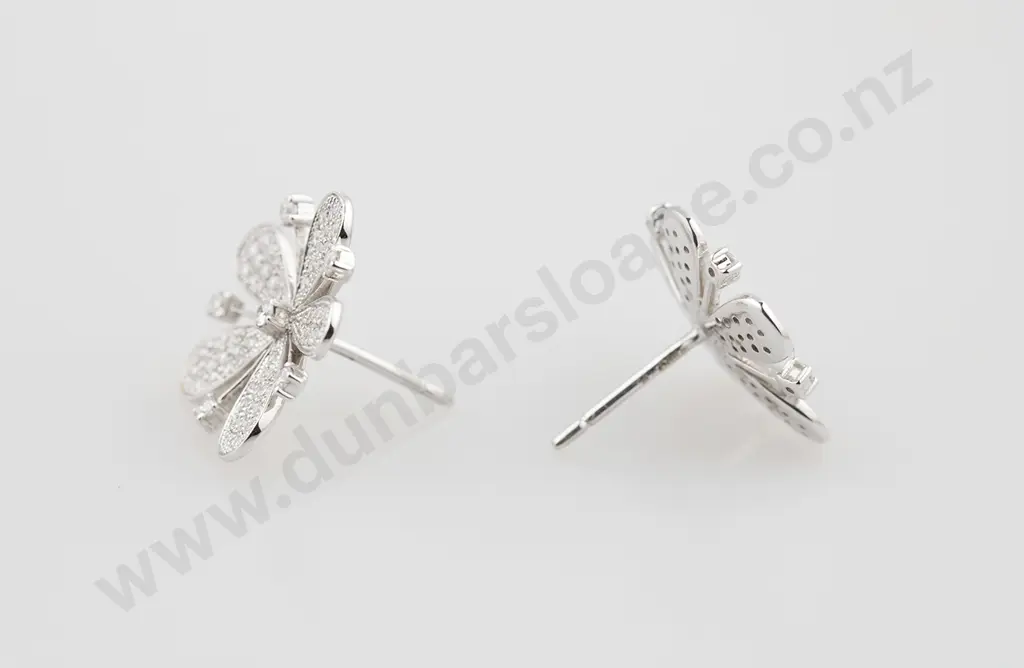 Pair 18ct Diamond Five Petal Flower Head Earrings Image 1++