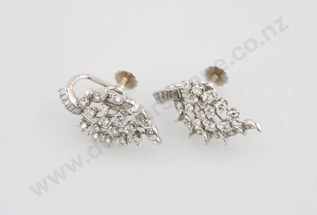 Pair 14ct Diamond Earrings Image 1++