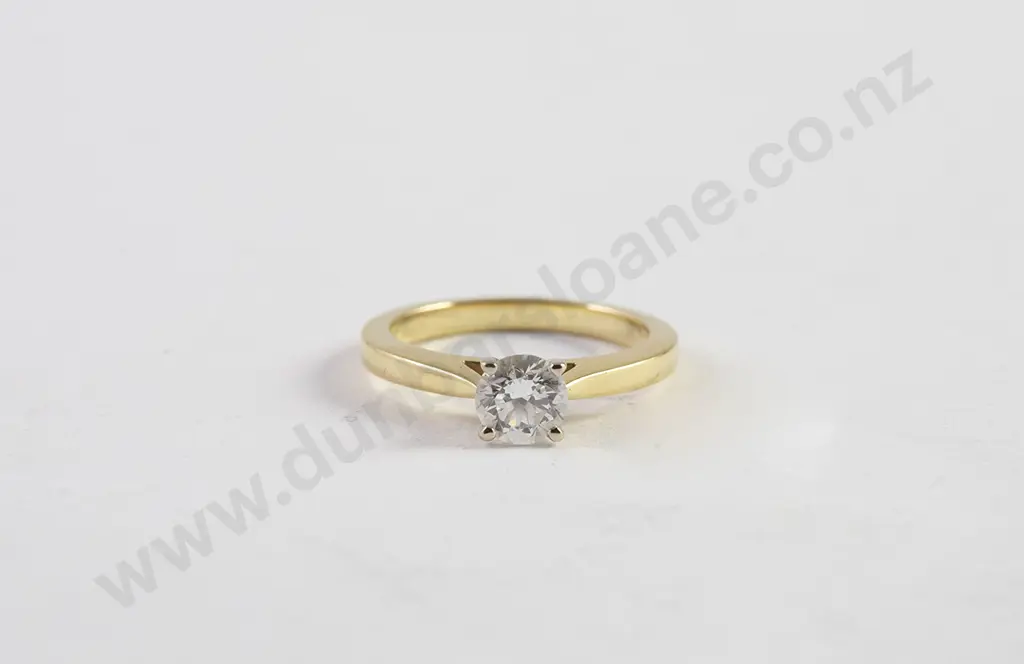 18ct Solitaire Diamond Ring Image 1++