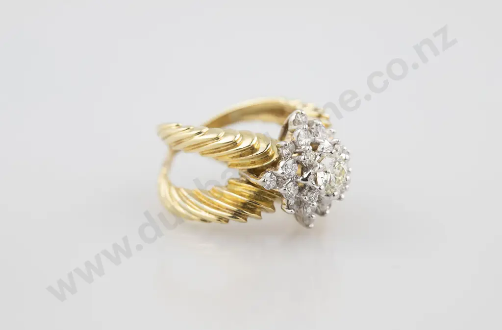18ct 21stone Diamond Cluster Ring Image 1++