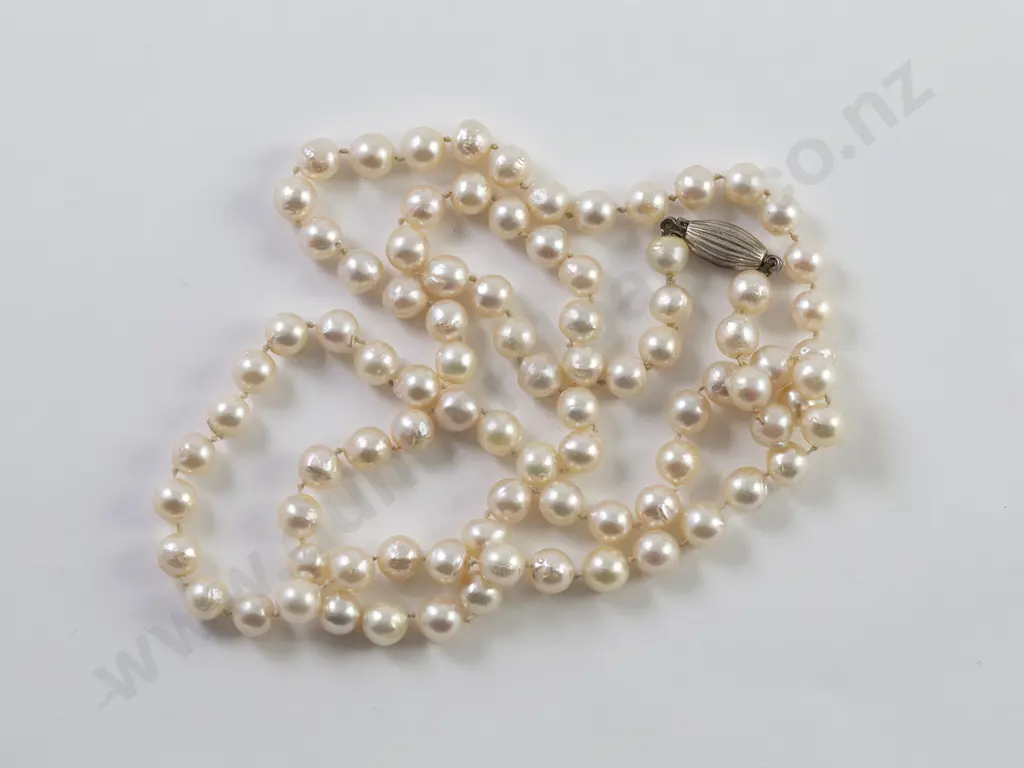 Single Strand Semi-Baroque Uniform Cultured Pearl Necklace Image 1++