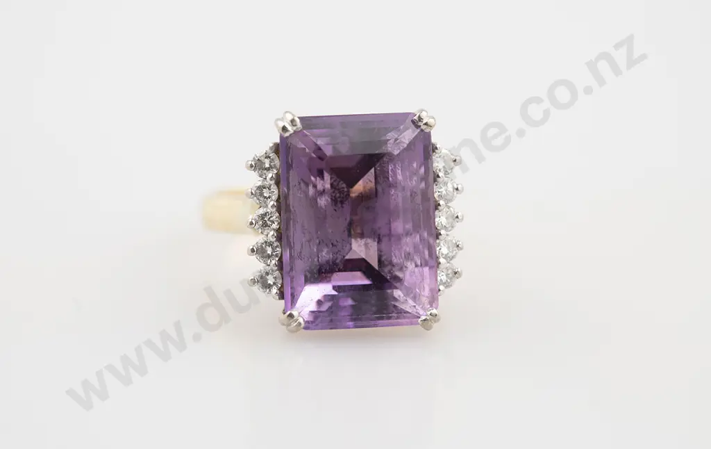 18ct Single Amethyst and Diamond Dress Ring Image 1++