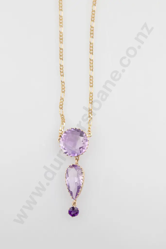 9ct Three Stone Amethyst Pendant Image 1++