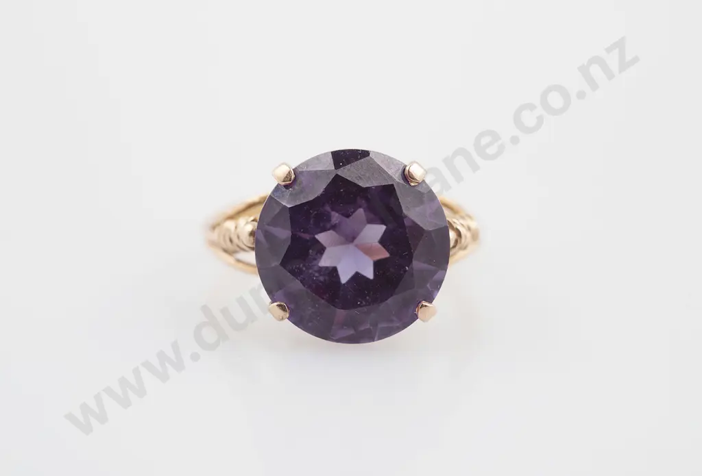 9ct Single Imitation Alexandrite Dress Ring Image 1++