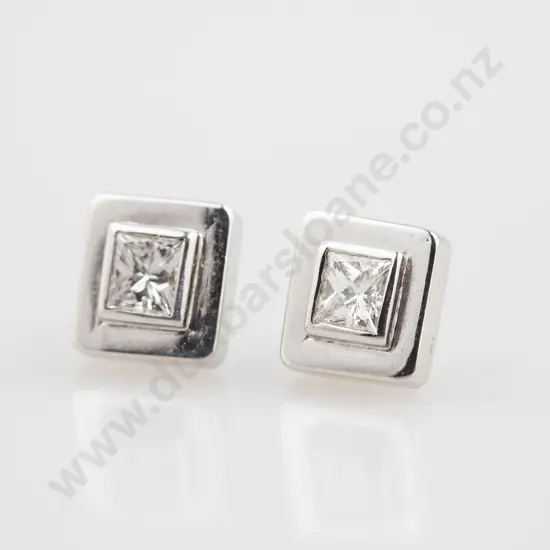 Pair 14ct White Gold Diamond Stud Earrings