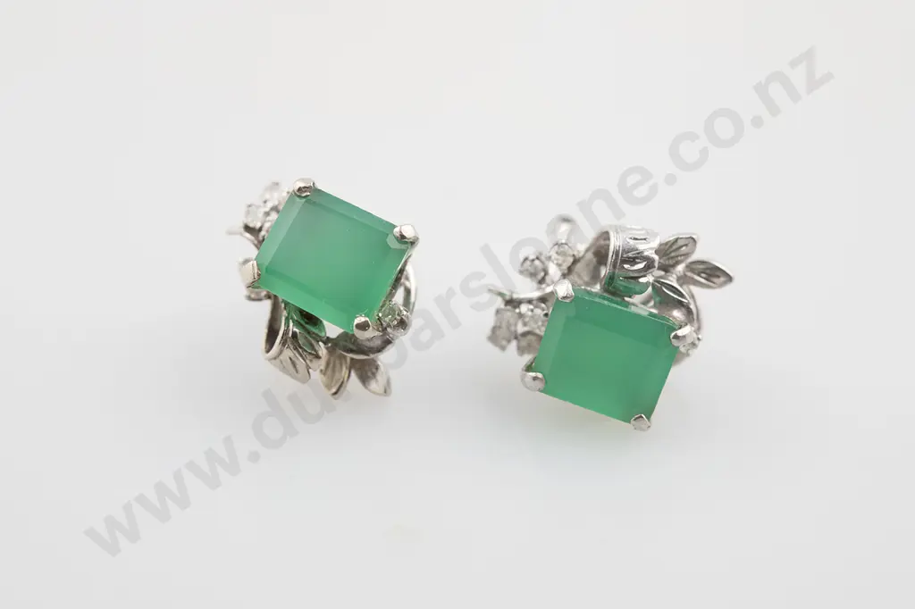 14ct White Gold Green Quartz & Diamond Dress Ring Image 1++