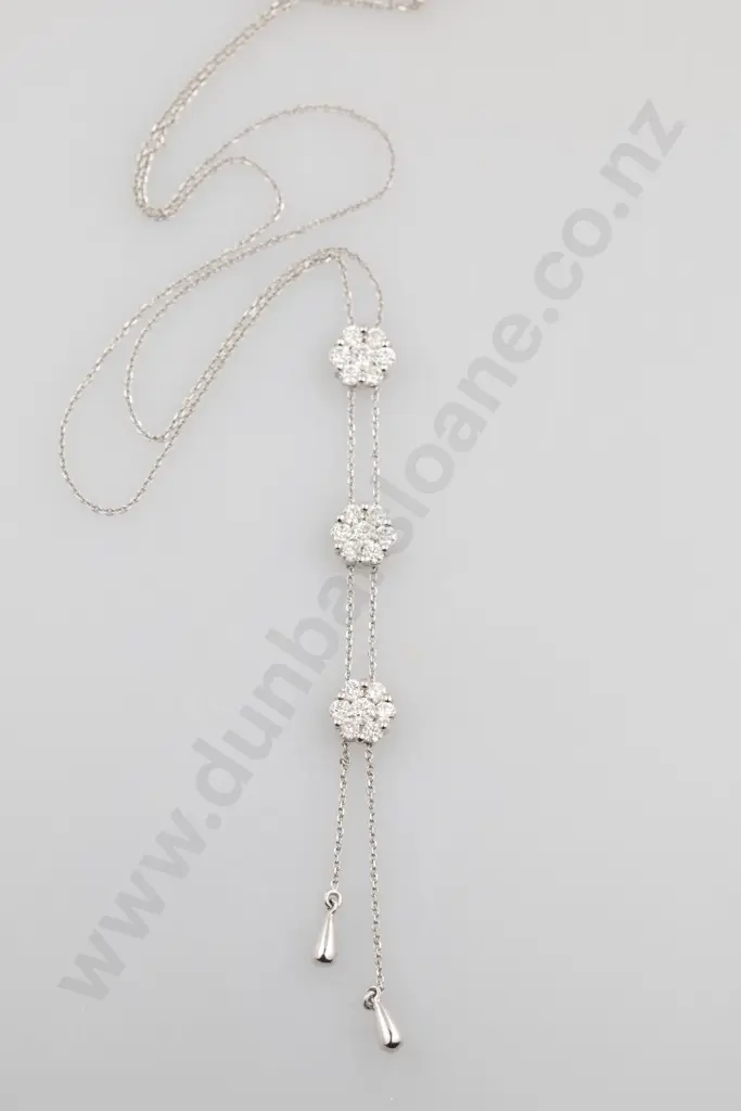 18ct White Gold 21stone Diamond Pendant Image 1++