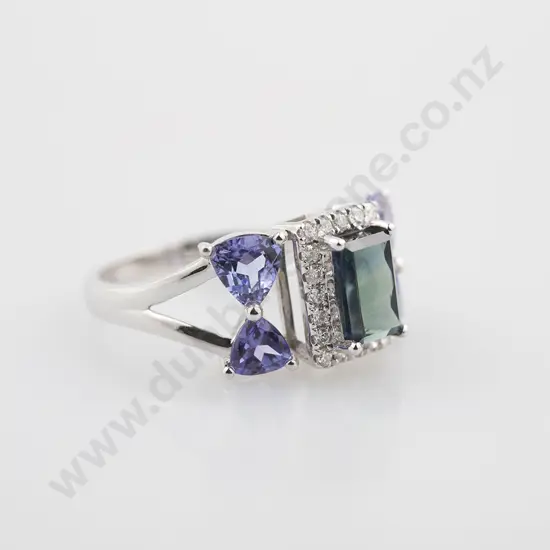 18ct White Gold 23stone Sapphire Tanzanite and Diamond Dress Ring