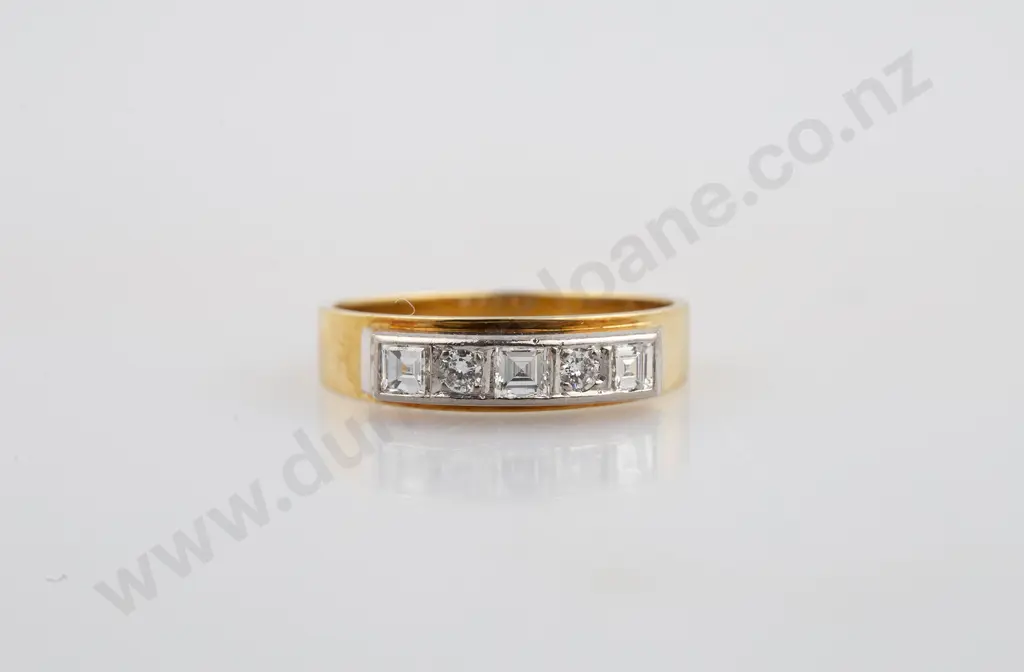 18ct Five Stone Diamond Band Ring Image 1++