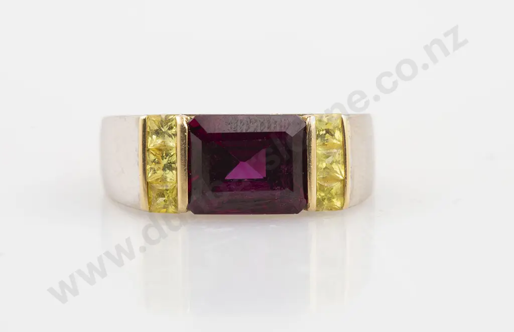 18ct Seven Stone Garnet and Yellow Sapphire Dress Ring Image 1++