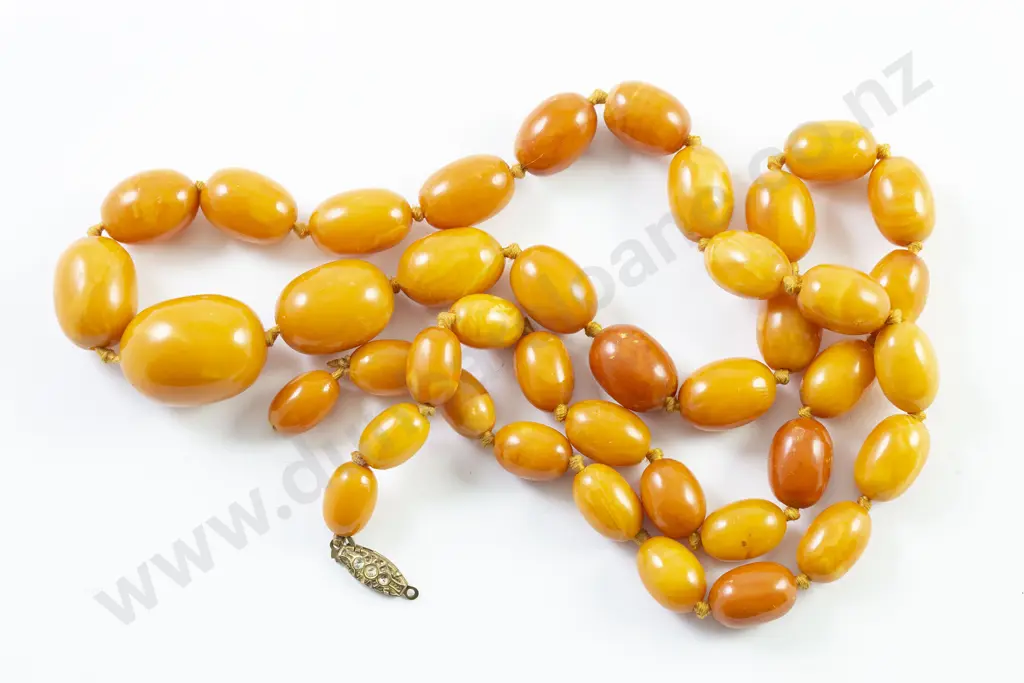 Victorian Single Strand Graduated Amber Bead Necklace Image 1++