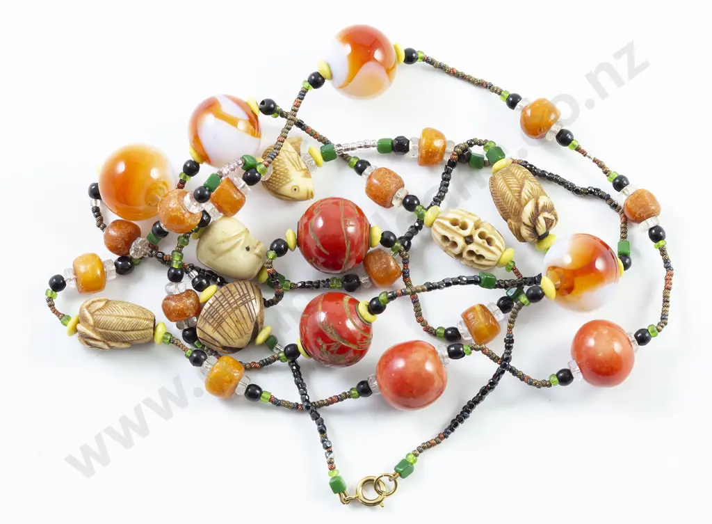 Vintage Bead Necklace Image 1++
