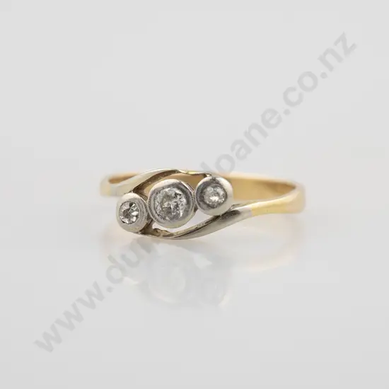 18ct Three Stone Diamond Ring