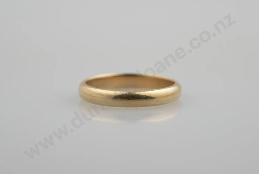 14ct Plain Wedding Band Image 1++