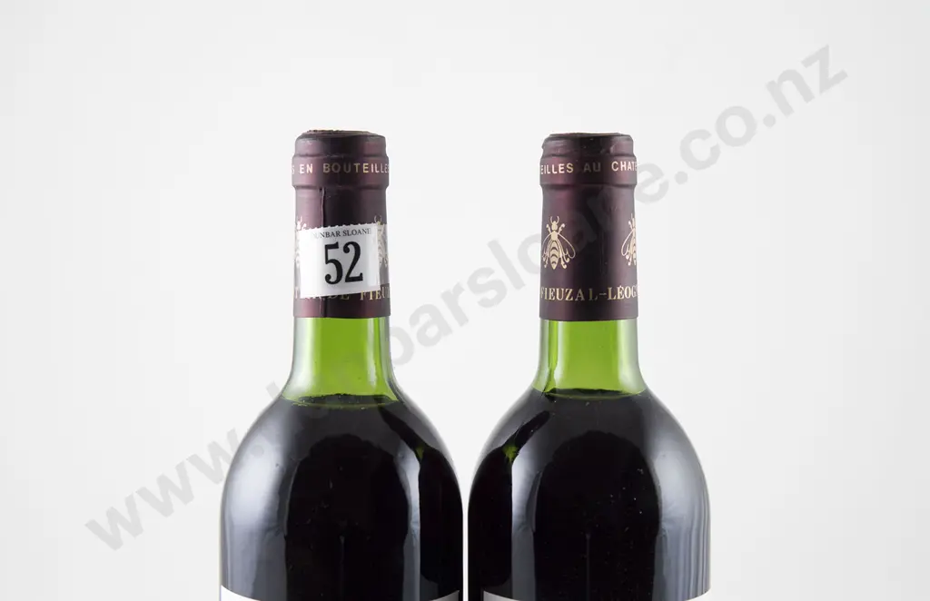 2 bottles Chateau de Fieuzal Graves Grand Cru Vintage 1982 Image 1++