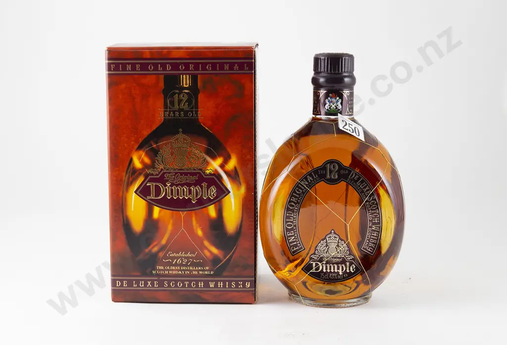 1 bottle Dimple 12 year old De Luxe Scotch Whisky Image 1++