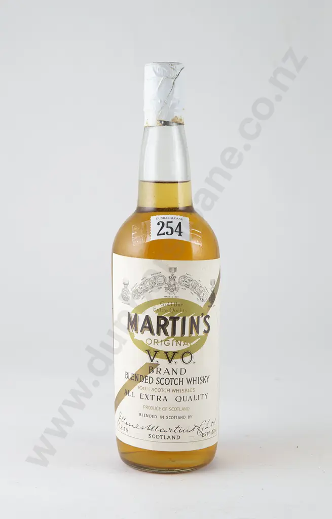 1 bottle Martin's VVO Blended Scotch Whiskey Image 1++