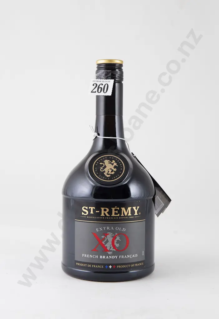 1 bottle 700ml St Remy Rare 'Extra Old' XO French Brandy Image 1++