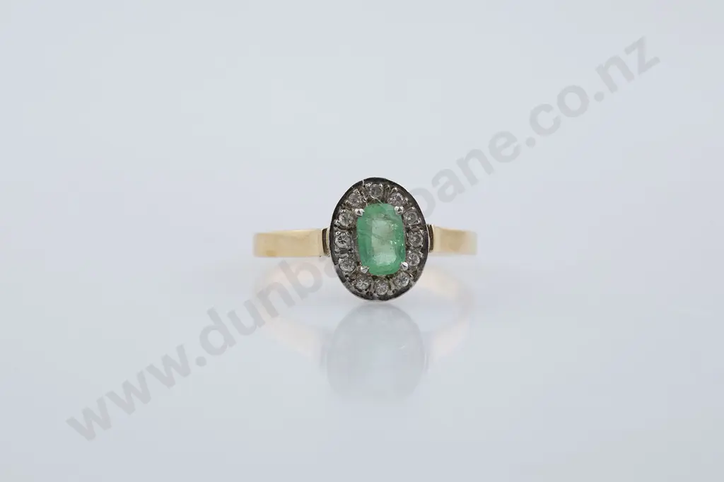 9ct 13stone Emerald and Diamond Cluster Ring Image 1++