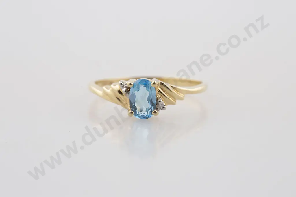 14ct Single Topaz Ring Image 1++