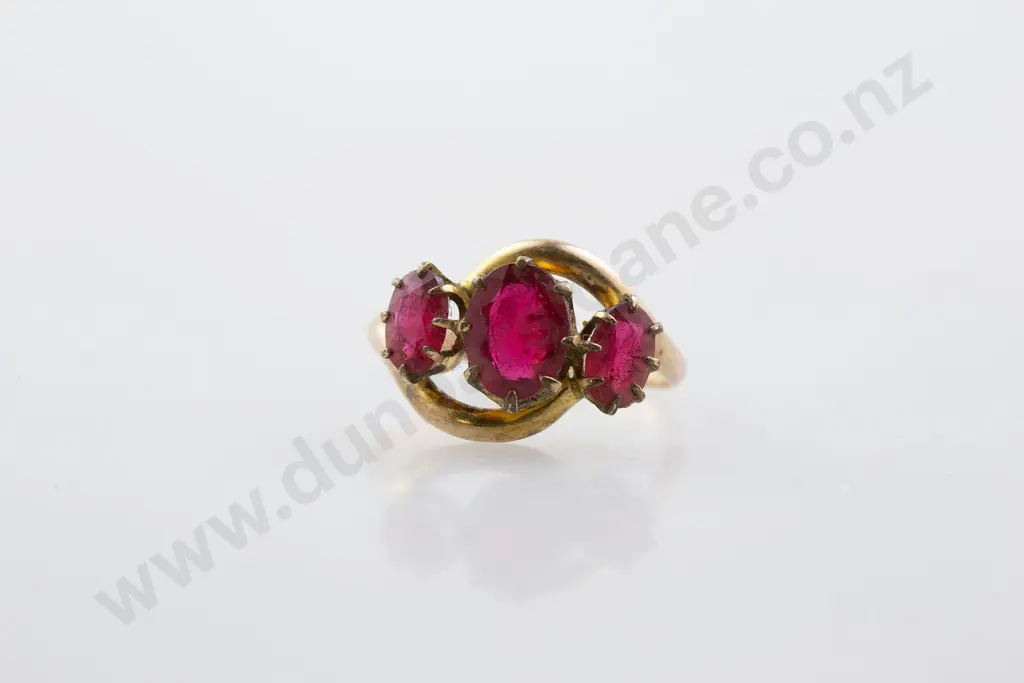 15ct Three Stone Imitation Ruby Ring Image 1++