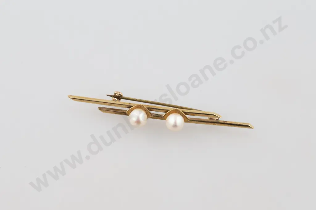 9ct Two Cultured Pearl Double Bar Brooch Image 1++
