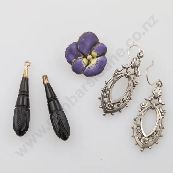Pair Victorian Jet Pendant Earrings